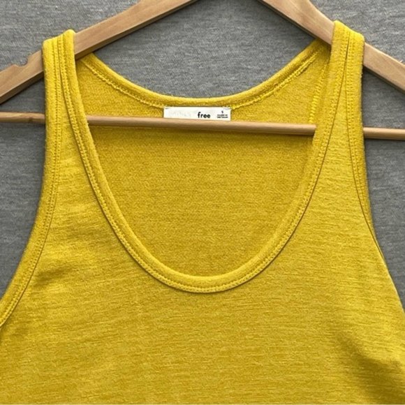 Aritzia Wilfred Free Yellow Womens Tank Top Size Small Racer Back - Picture 2 of 9
